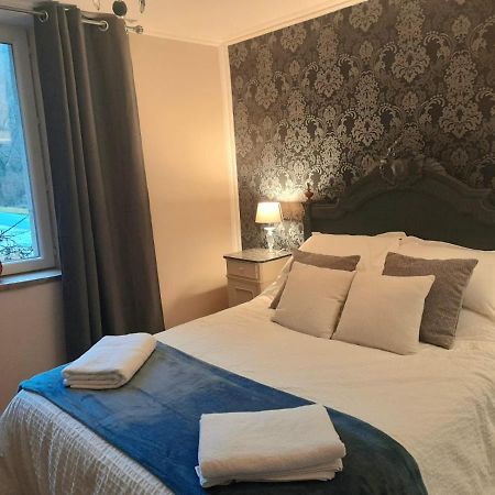 Les Roches Chambre D'Hotes Servant Eksteriør billede